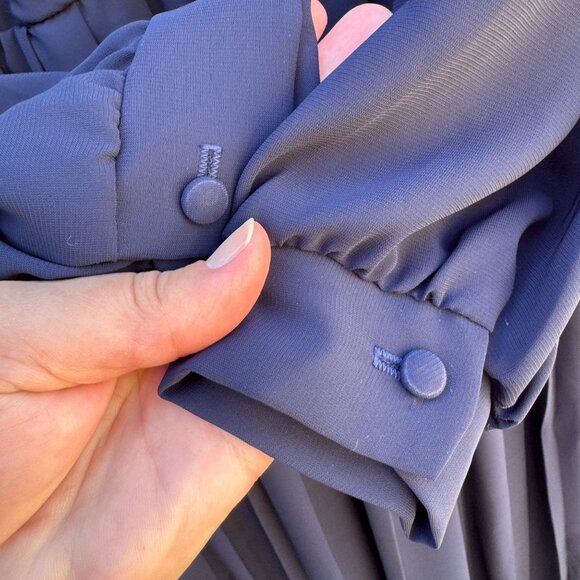 Vintage Womens Navy Blue Long-Sleeve Pleated V-Neck Flowy Semi Sheer Midi Dress - Picture 6 of 9